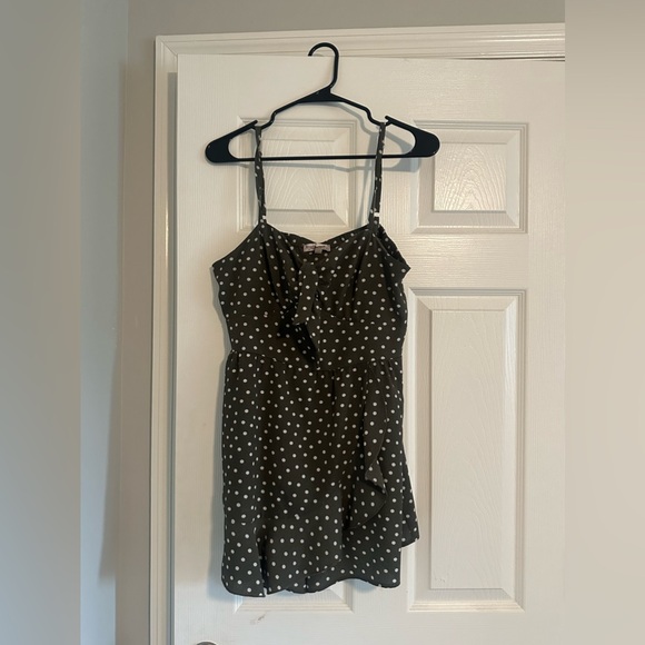 Romper - Picture 2 of 2